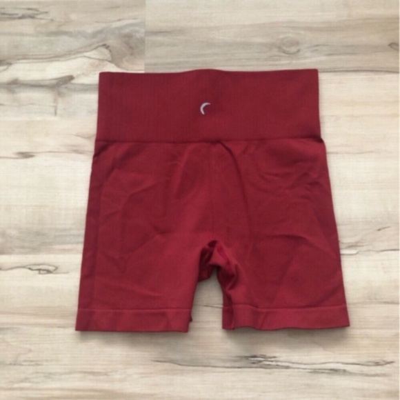 ZYIA Red Bike Shorts - Picture 7 of 7